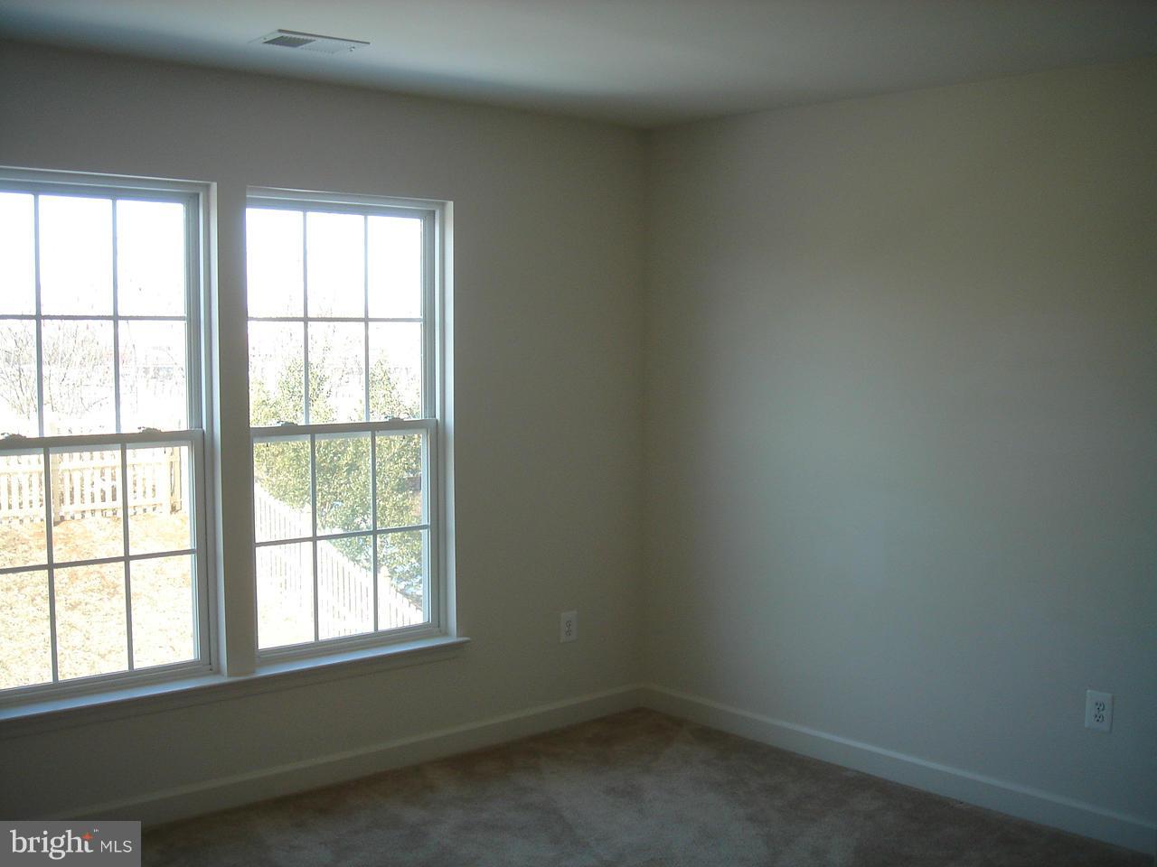 HAMPTONS OF BRIGHTWOOD - Residential Lease