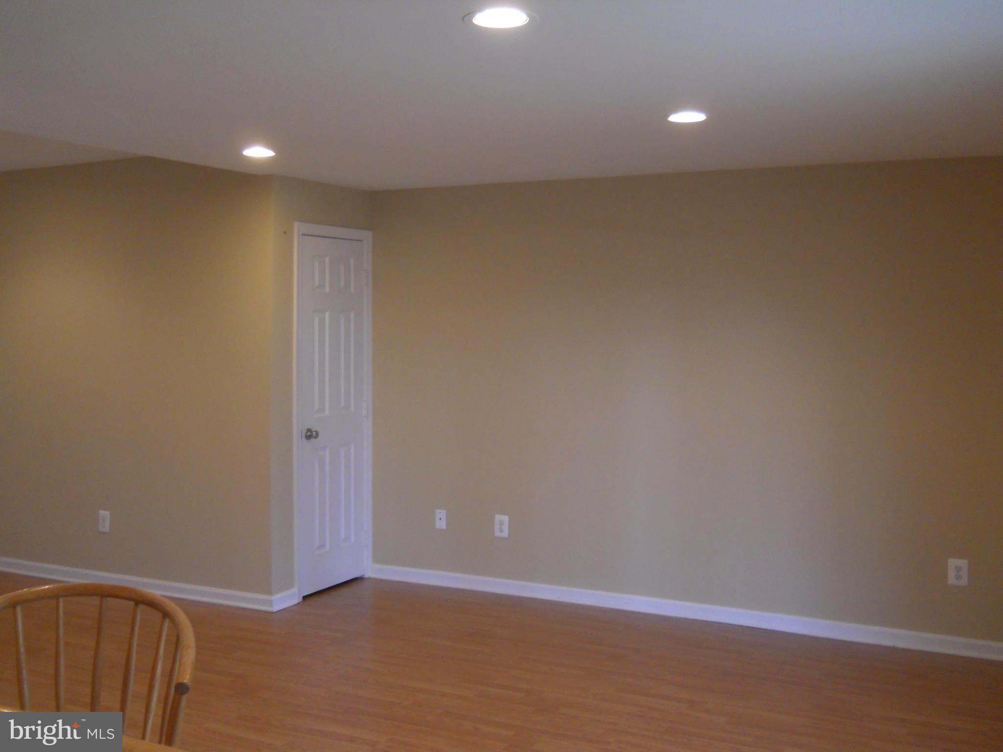 TYSONS TOWNES - Residential