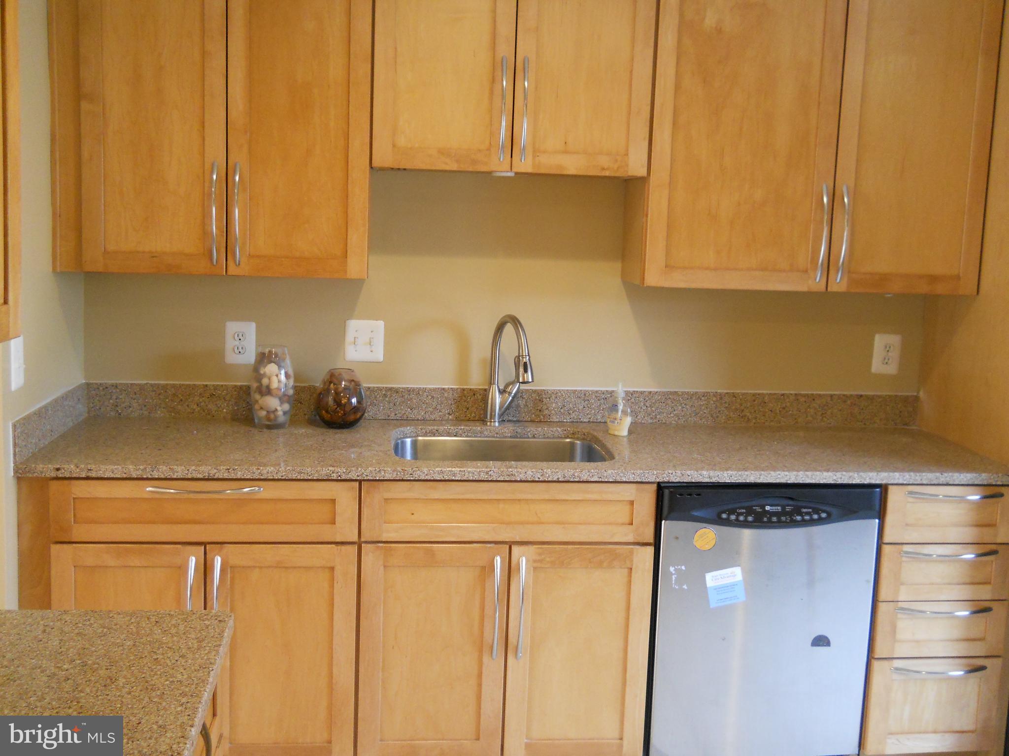 TYSONS TOWNES - Residential