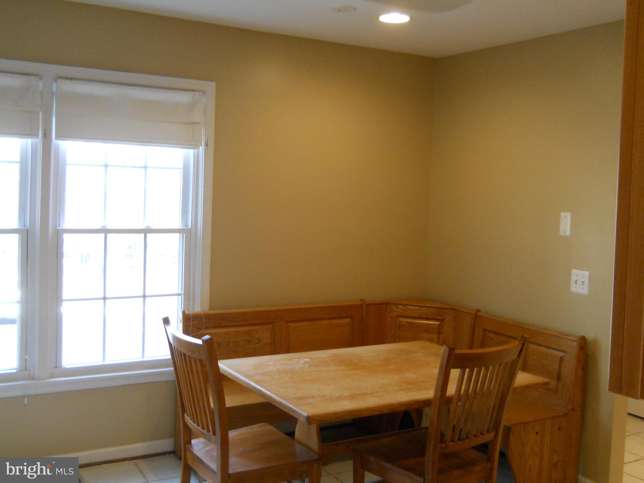 TYSONS TOWNES - Residential