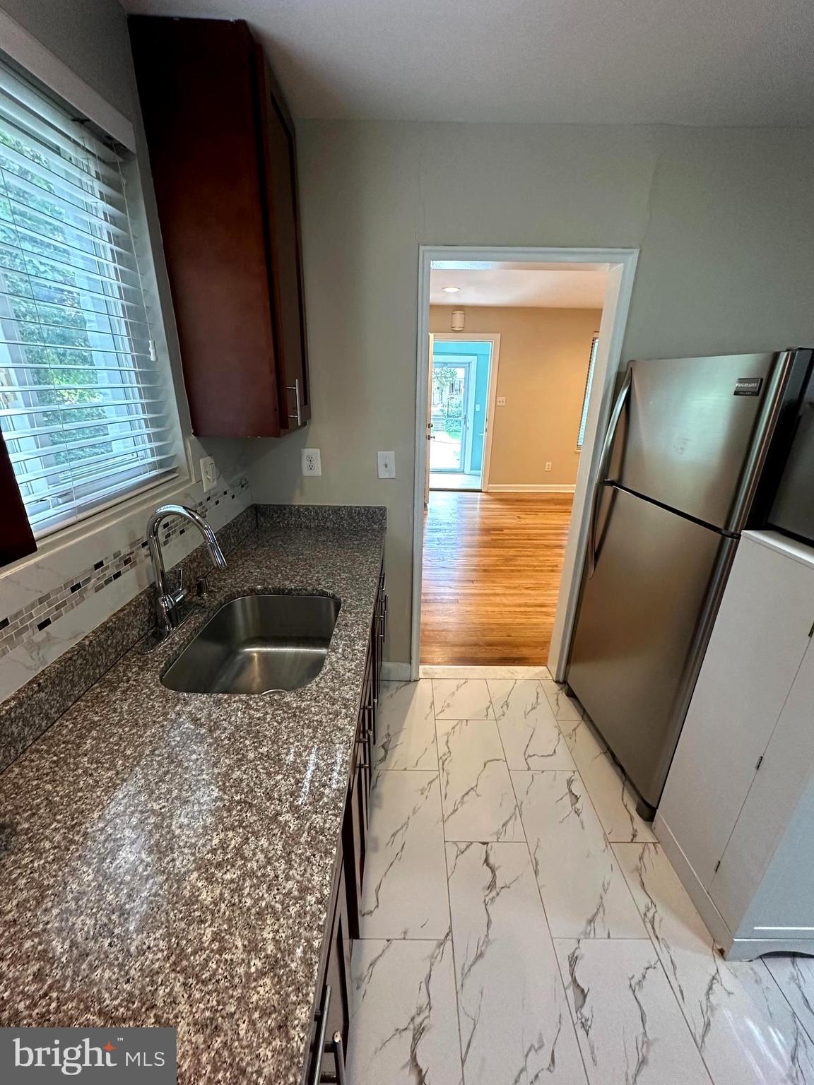 UNIVERSITY HILLS - Residential Lease