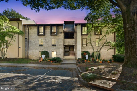 Photo of 2245 Castle Rock Square #11C, RESTON, VA 20191 (MLS # VAFX2346262)
