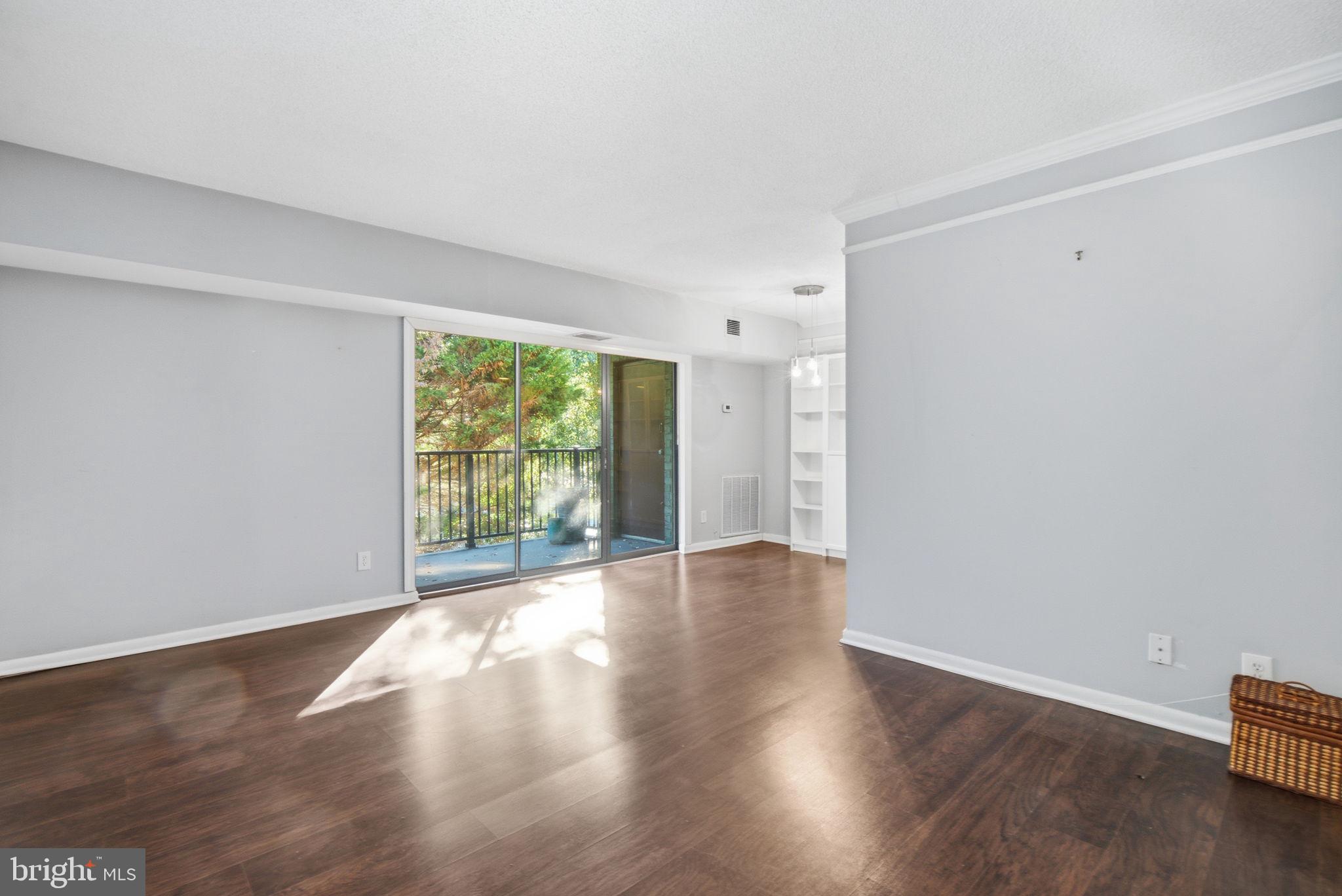 2245 CASTLE ROCK SQUARE 11C