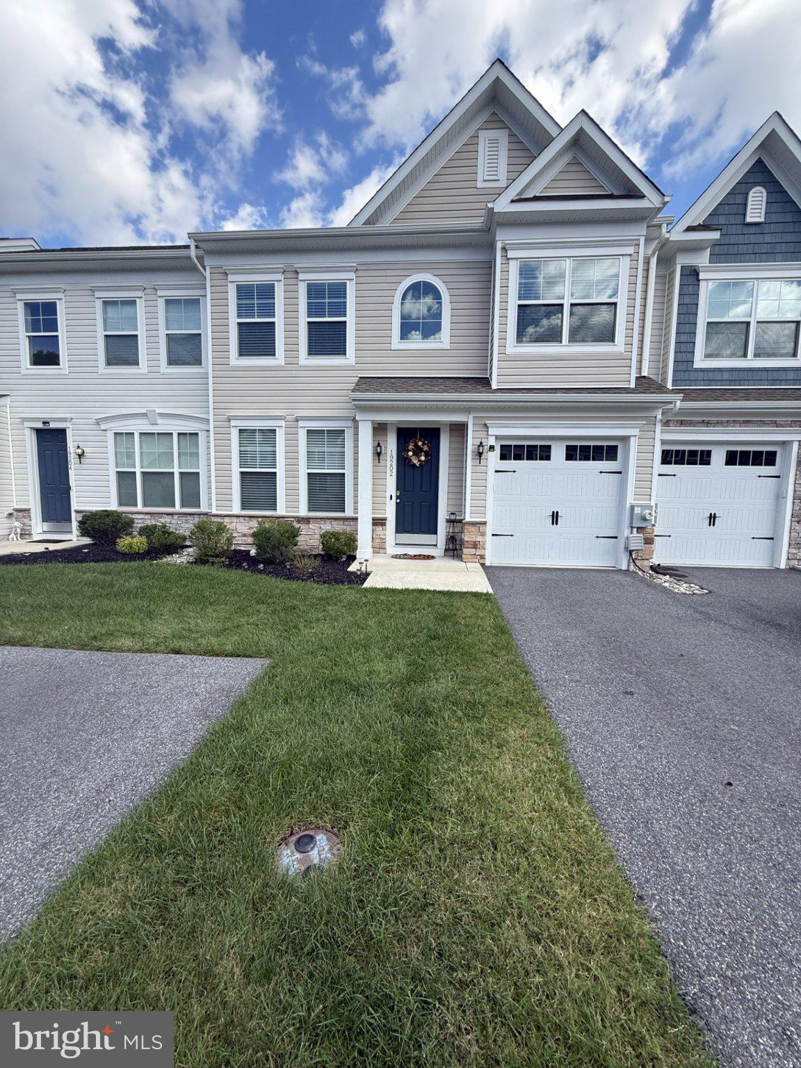 19202 SANDSTONE LANE 3004