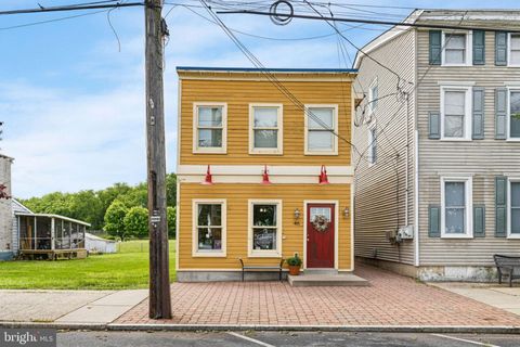 Homes For Sale - 46 Clinton Street<br/> DELAWARE CITY, DE 19706