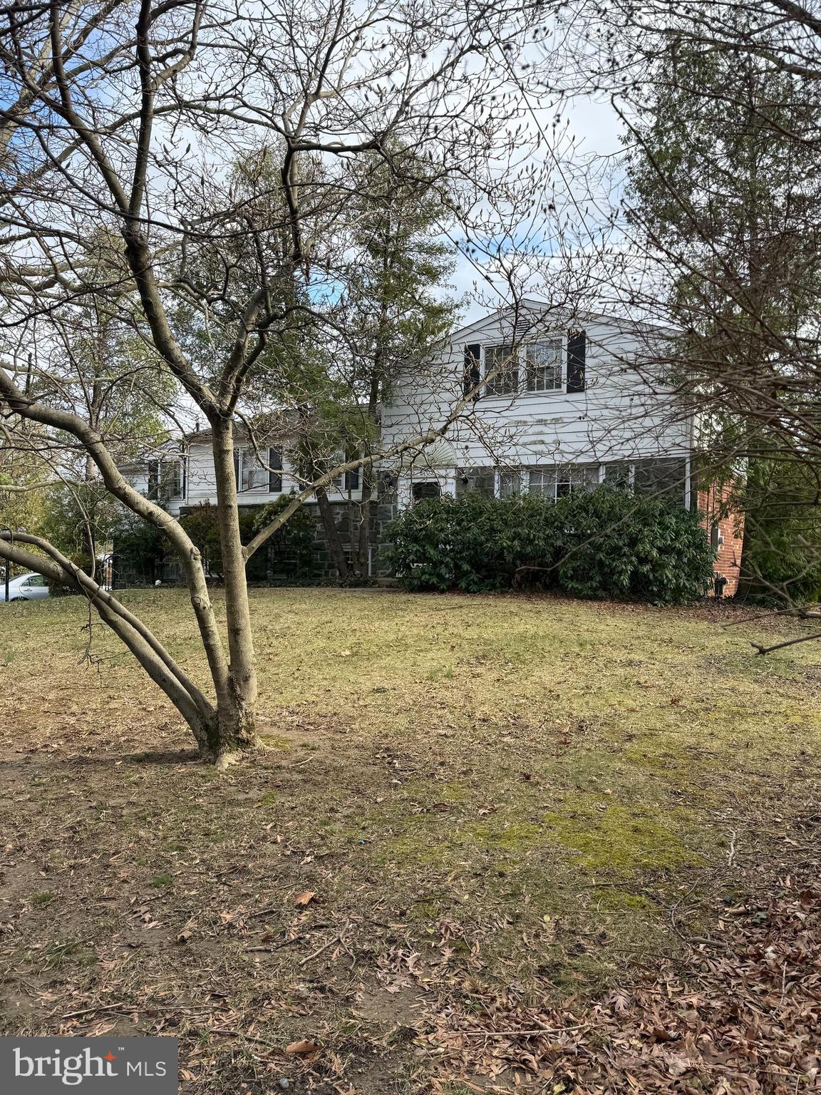 2703 BRANCH PIKE