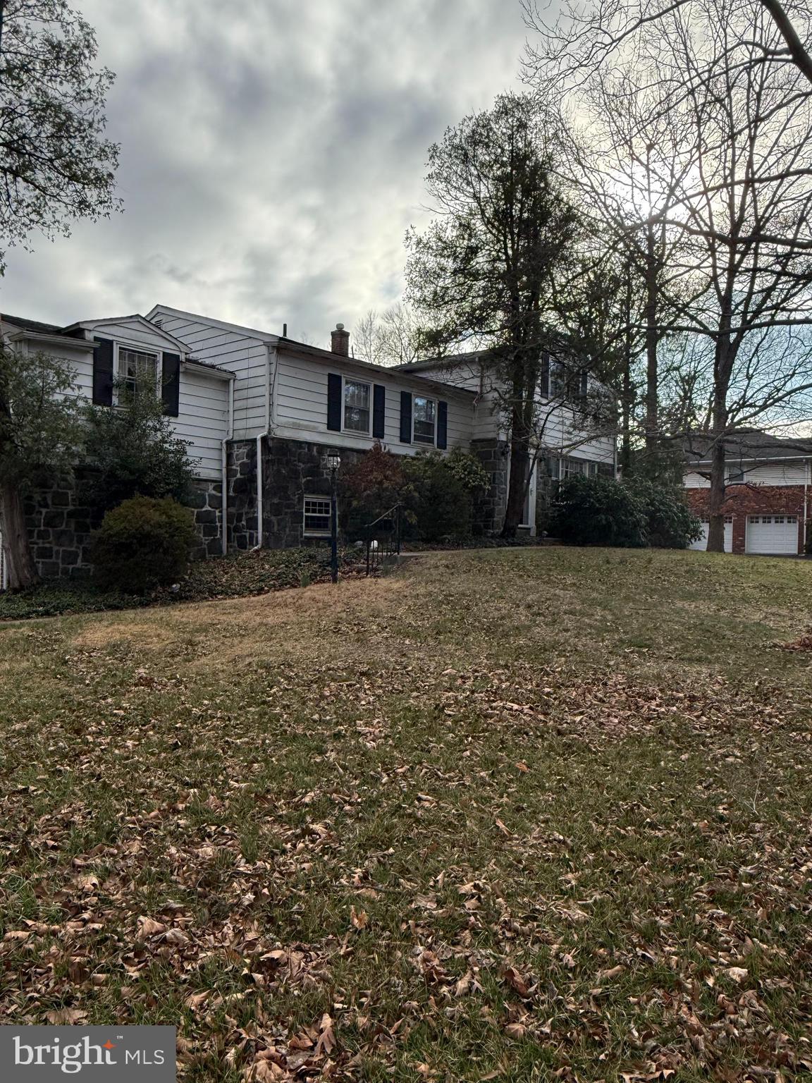2703 BRANCH PIKE