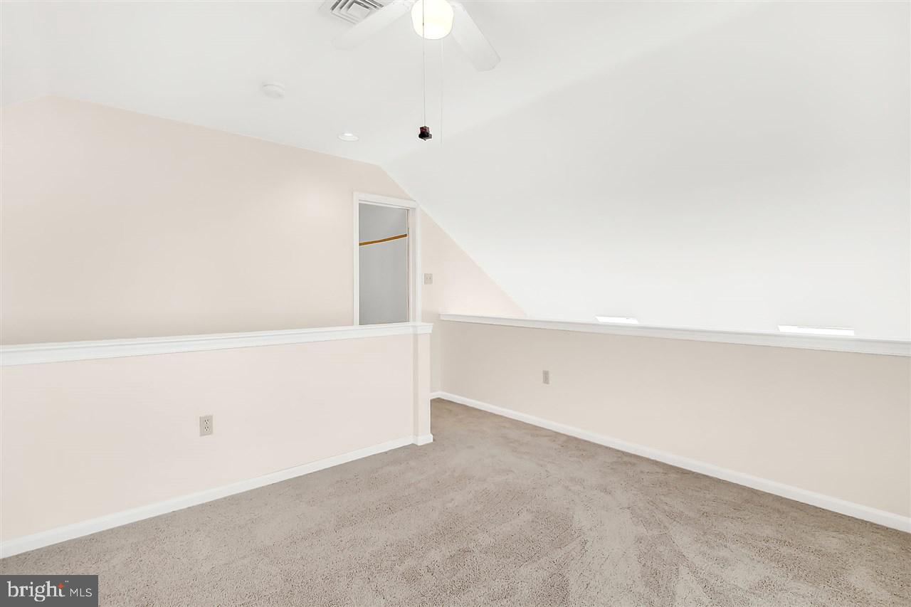 BLOSSOM HILL - Residential