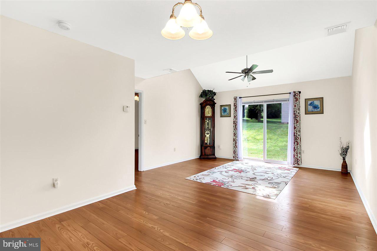 BLOSSOM HILL - Residential