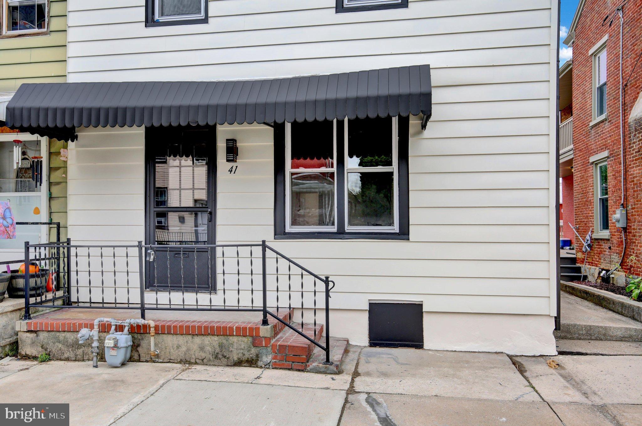 41 W WASHINGTON STREET