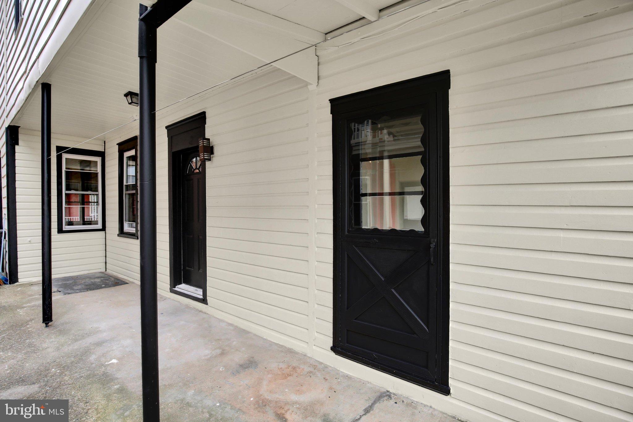 41 W WASHINGTON STREET