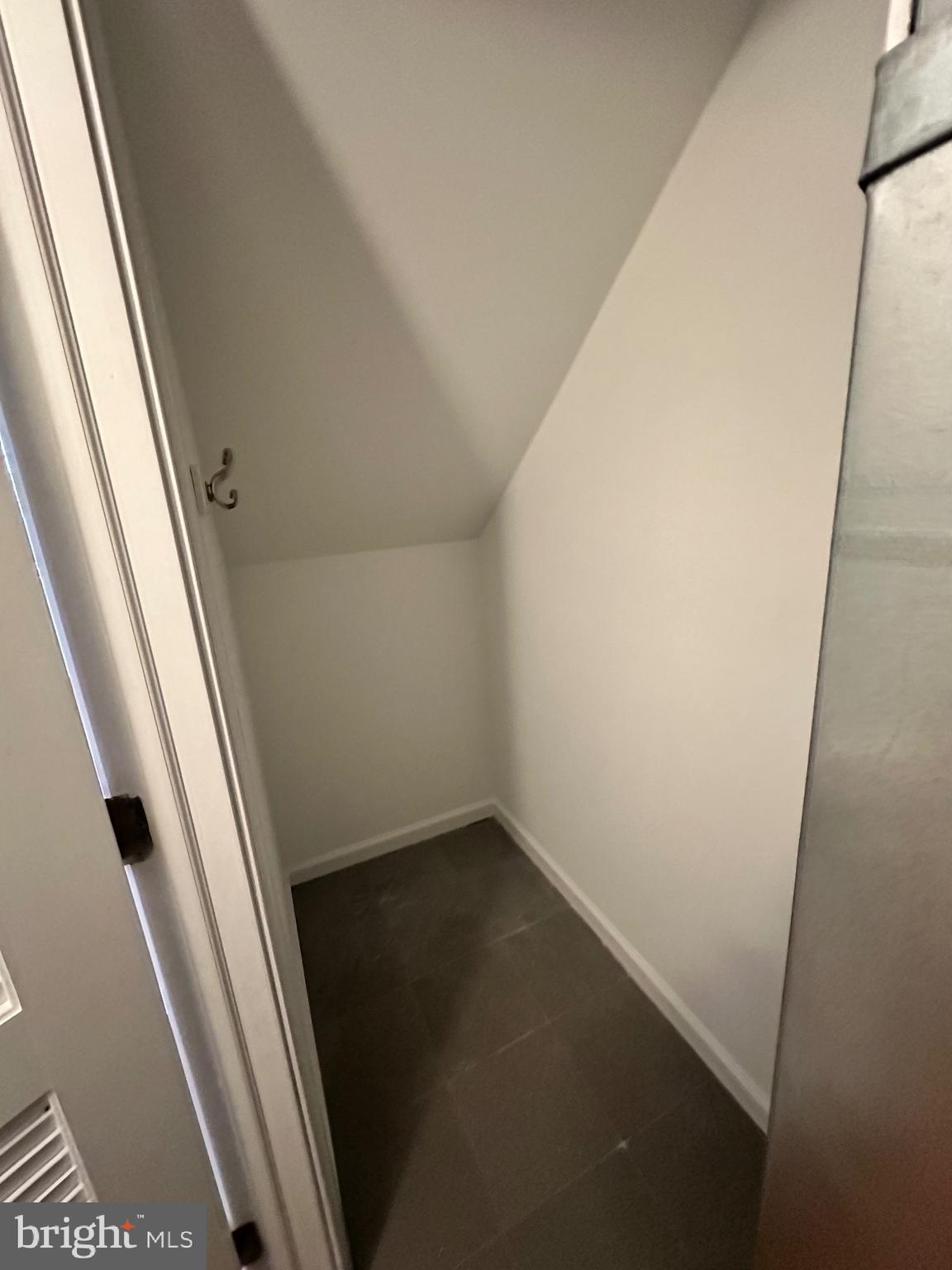 PHILADELPHIA (SOUTH) - Residential Lease