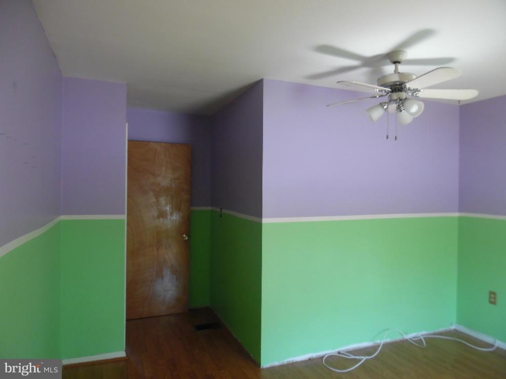 GRAY MANOR - Residential