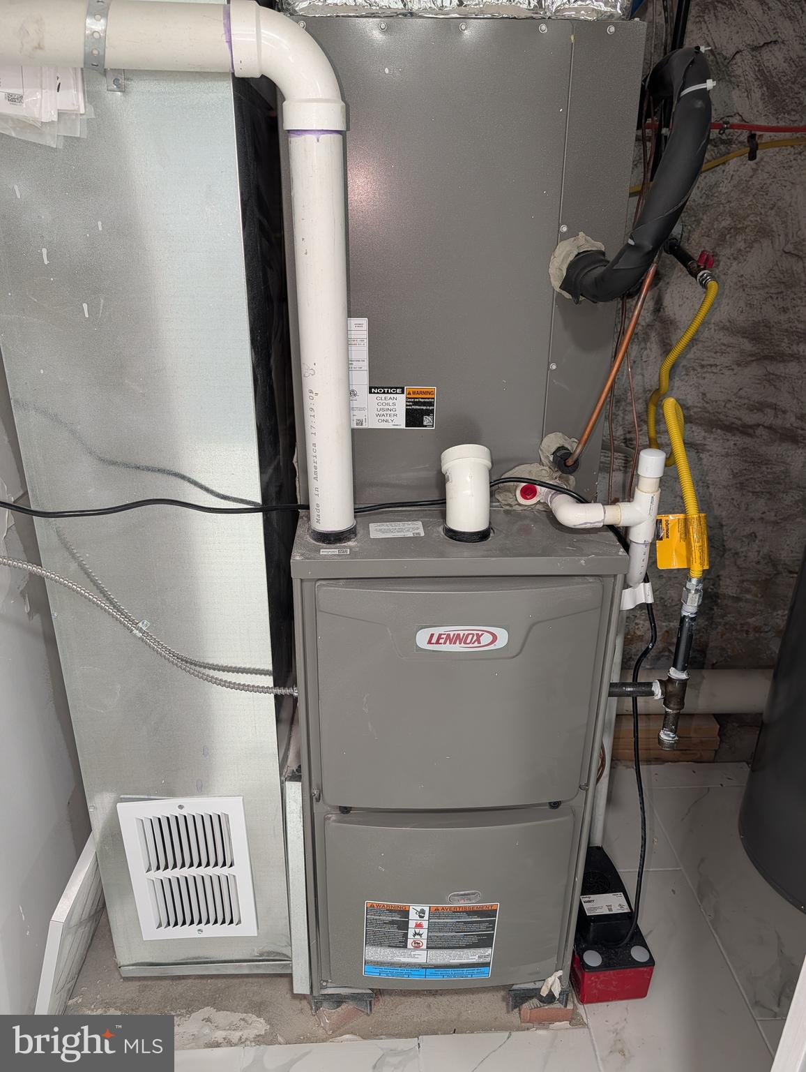 PHILADELPHIA (WEST) - Residential