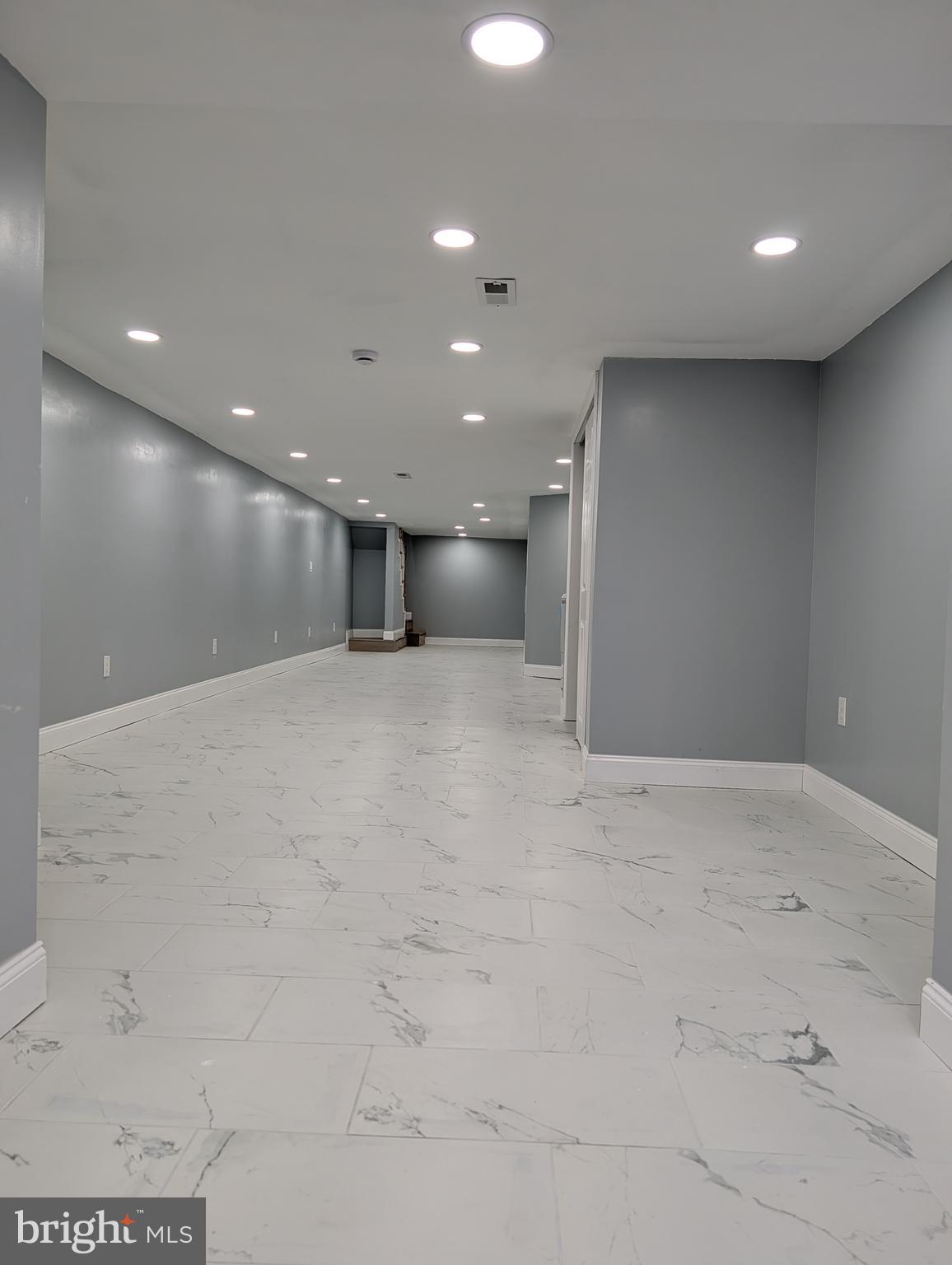 PHILADELPHIA (WEST) - Residential