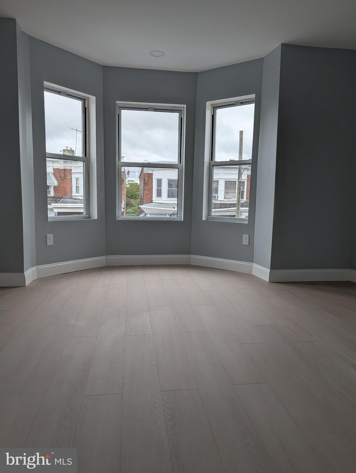 PHILADELPHIA (WEST) - Residential