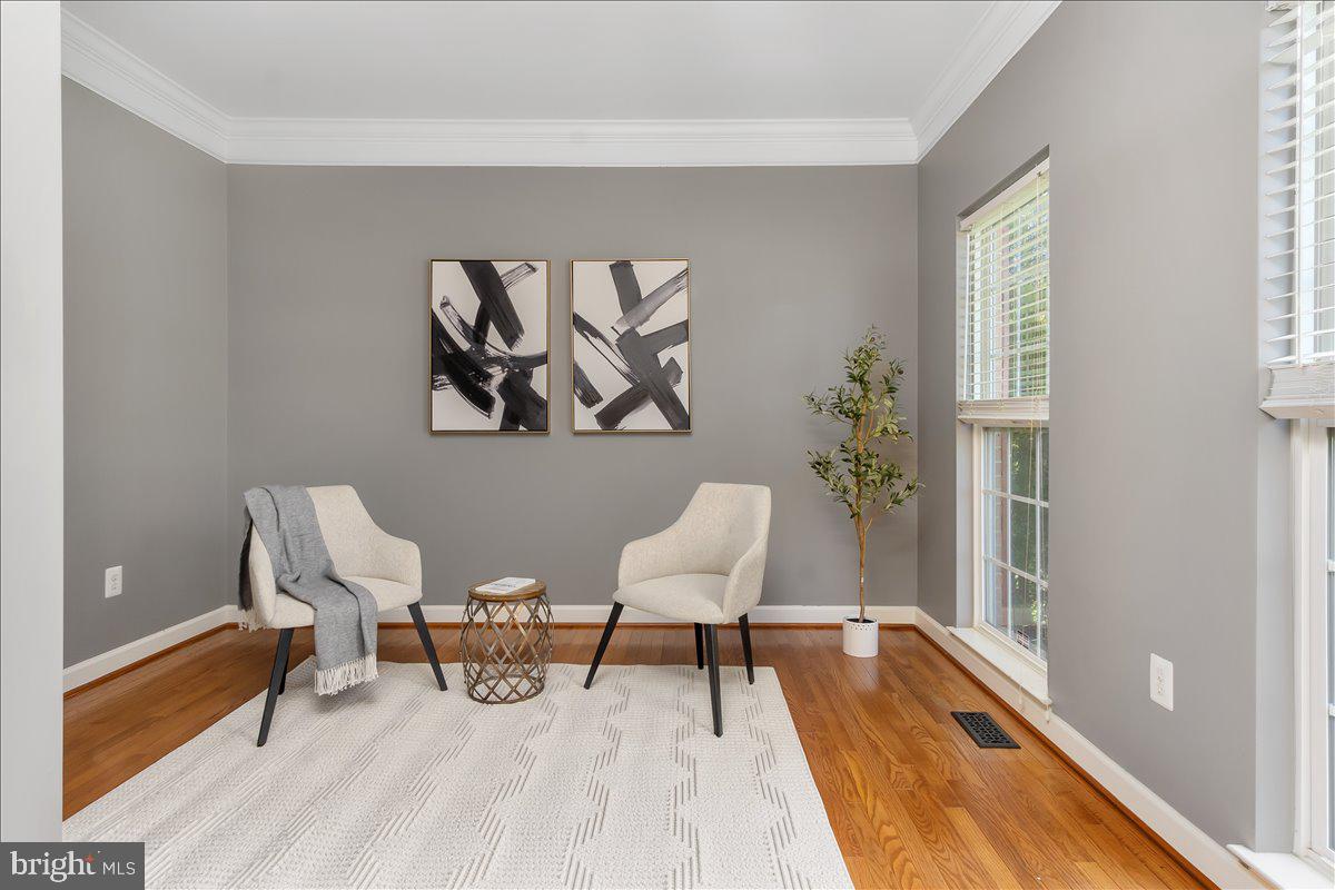 ADAMSTOWN COMMONS - Residential