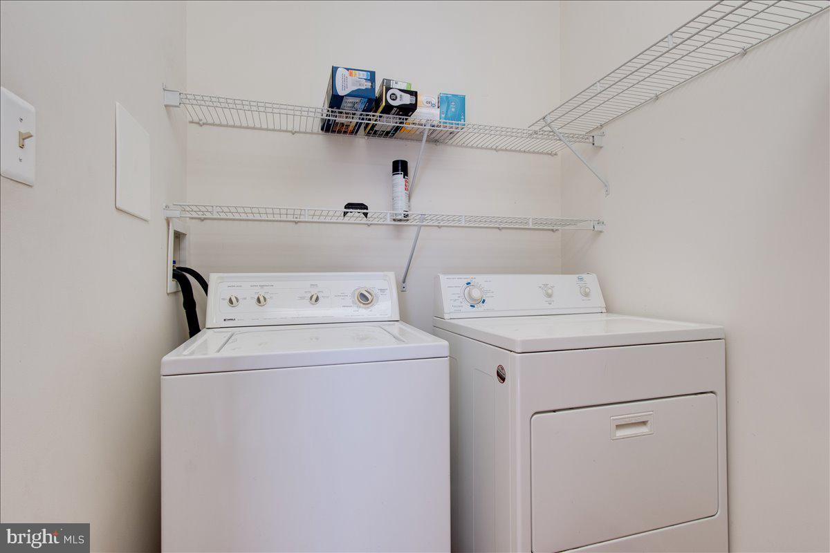 ADAMSTOWN COMMONS - Residential