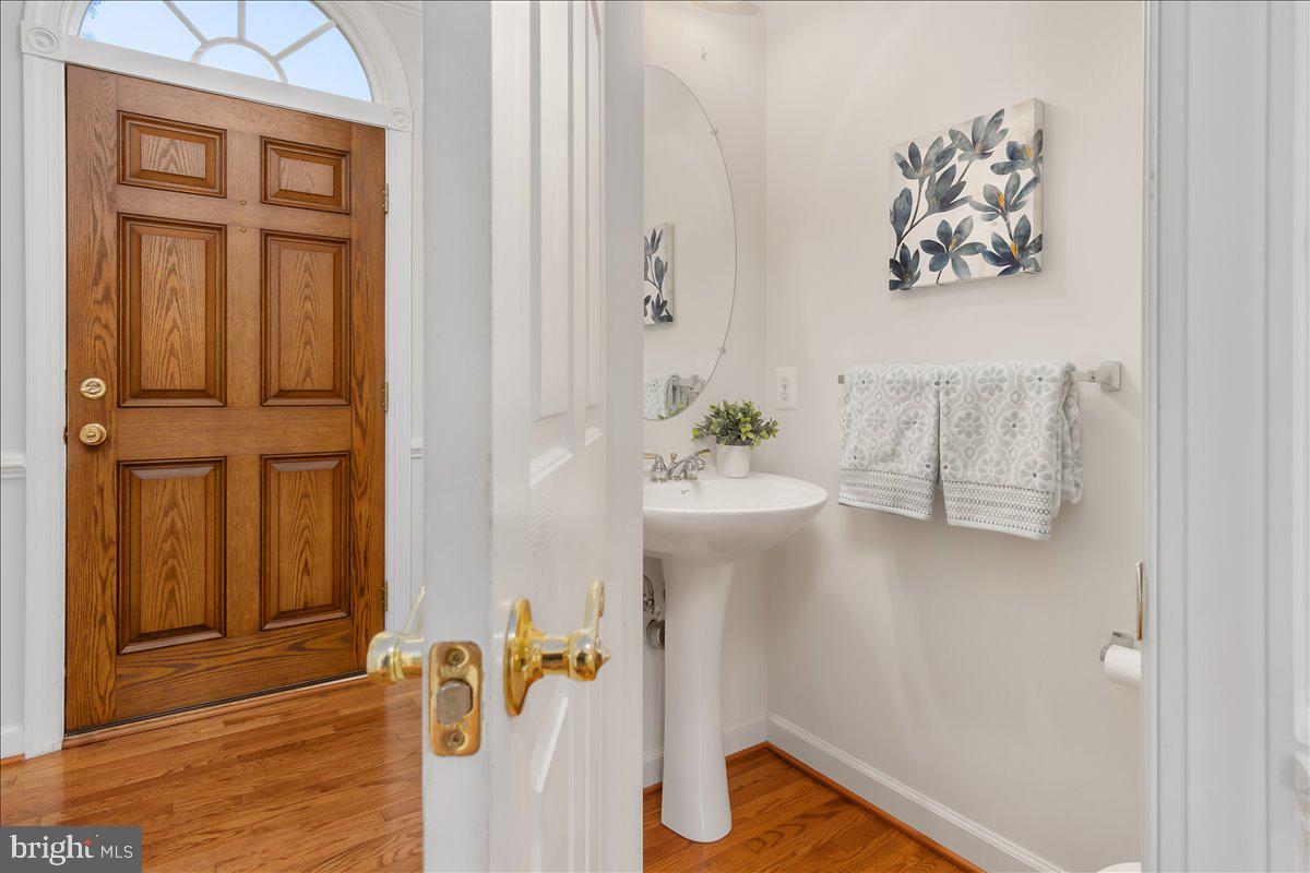 ADAMSTOWN COMMONS - Residential