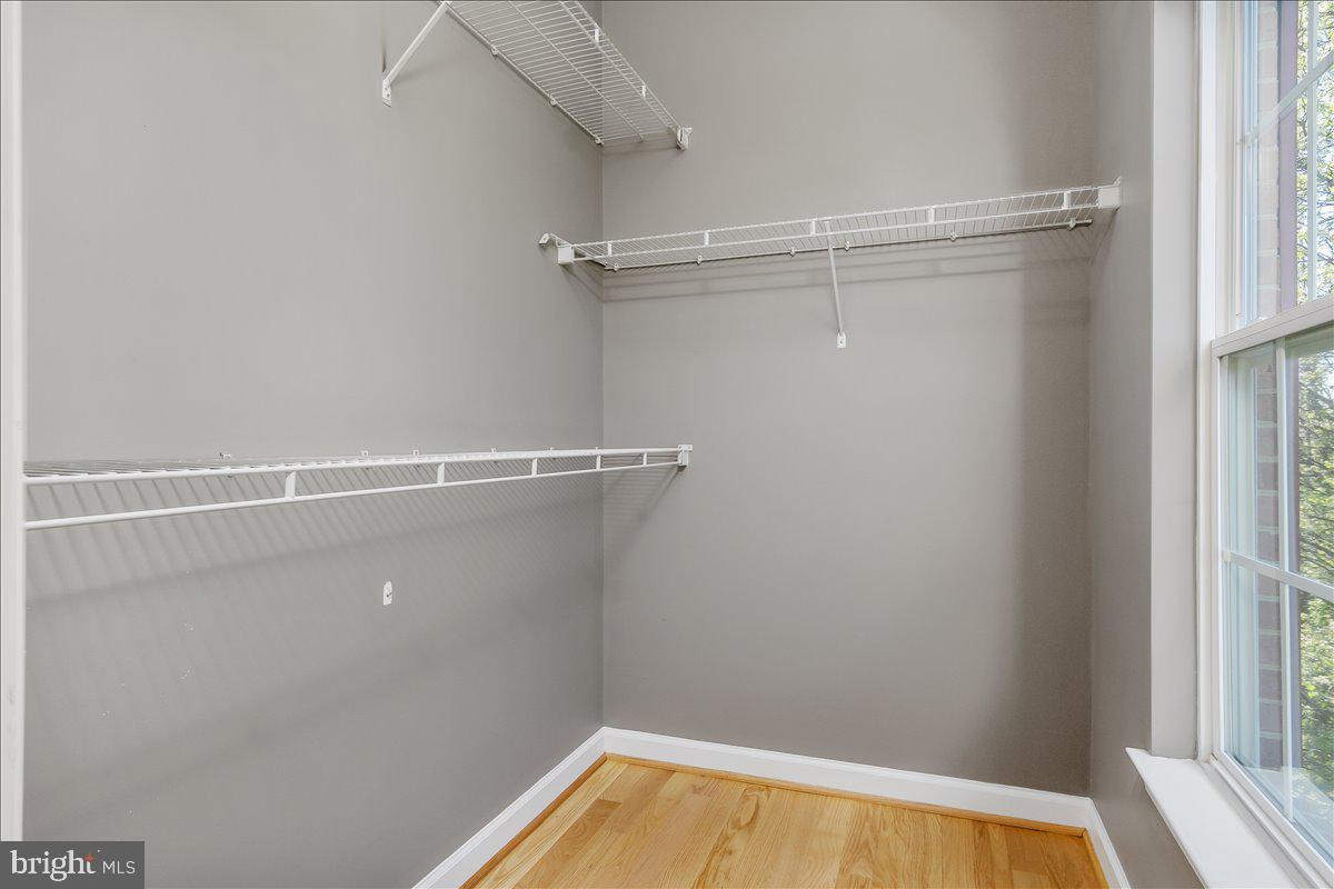 ADAMSTOWN COMMONS - Residential