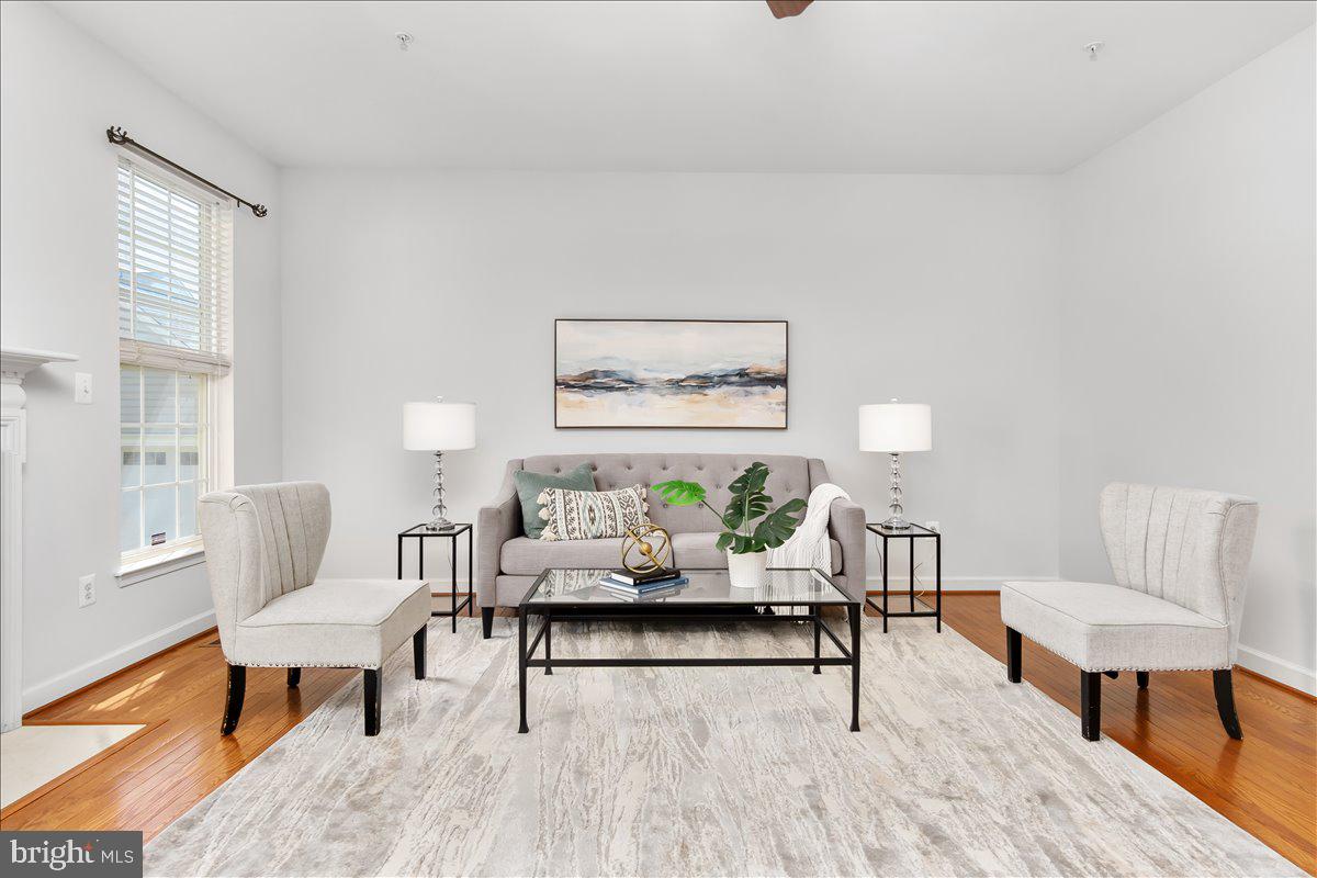 ADAMSTOWN COMMONS - Residential