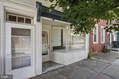 Photo of 54 E Franklin Street, HAGERSTOWN, MD 21740 (MLS # MDWA2040534)