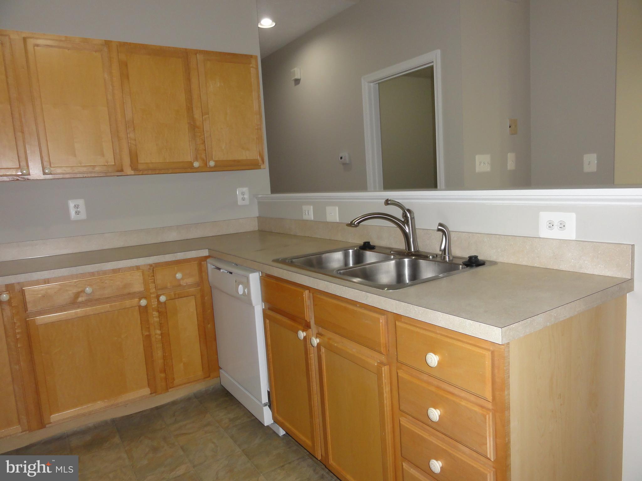 VILLAGE COMMONS - Residential