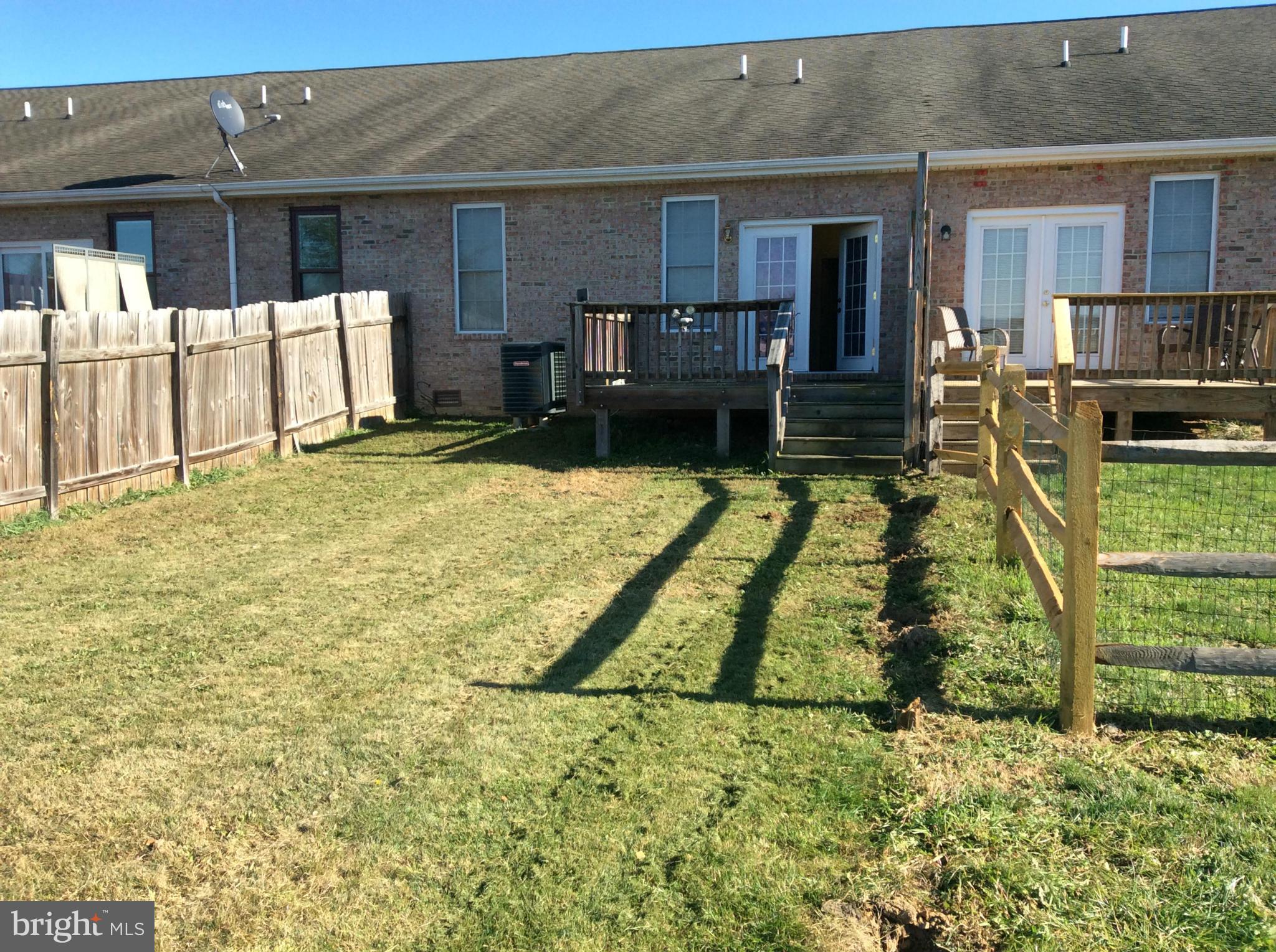 VILLAGE COMMONS - Residential