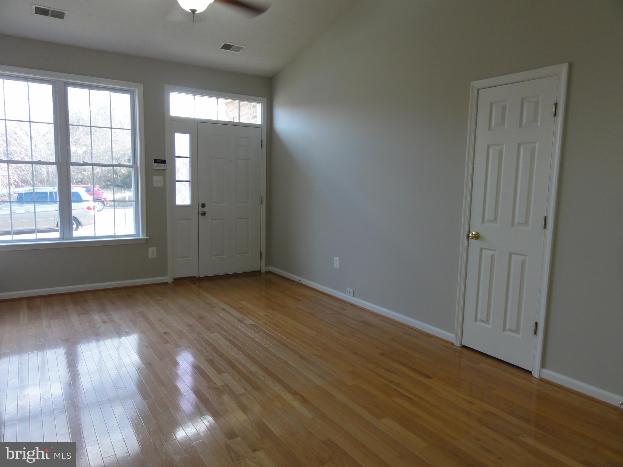 VILLAGE COMMONS - Residential