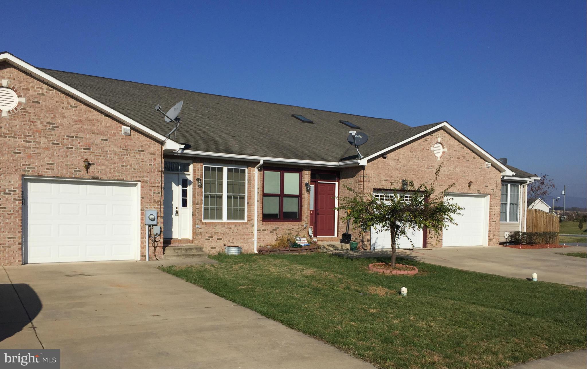 VILLAGE COMMONS - Residential