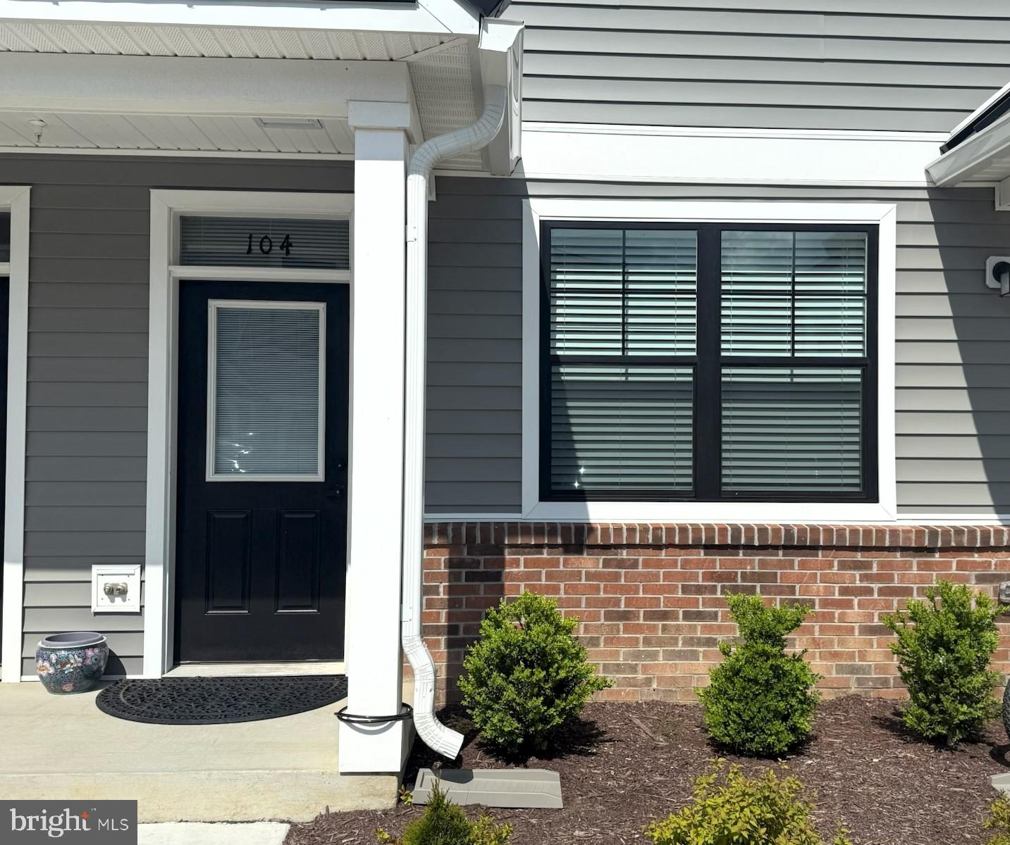 DUTCHMAN'S HARVEST - Residential