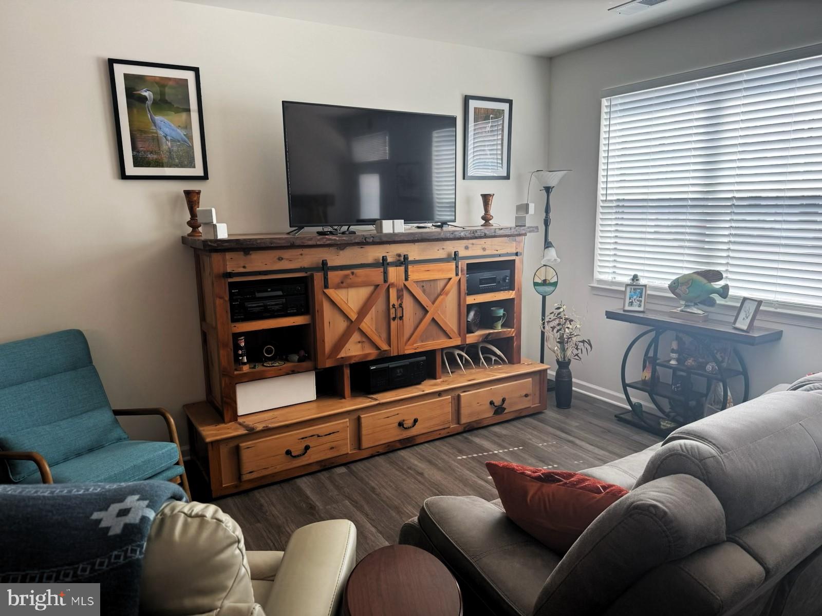 DUTCHMAN'S HARVEST - Residential