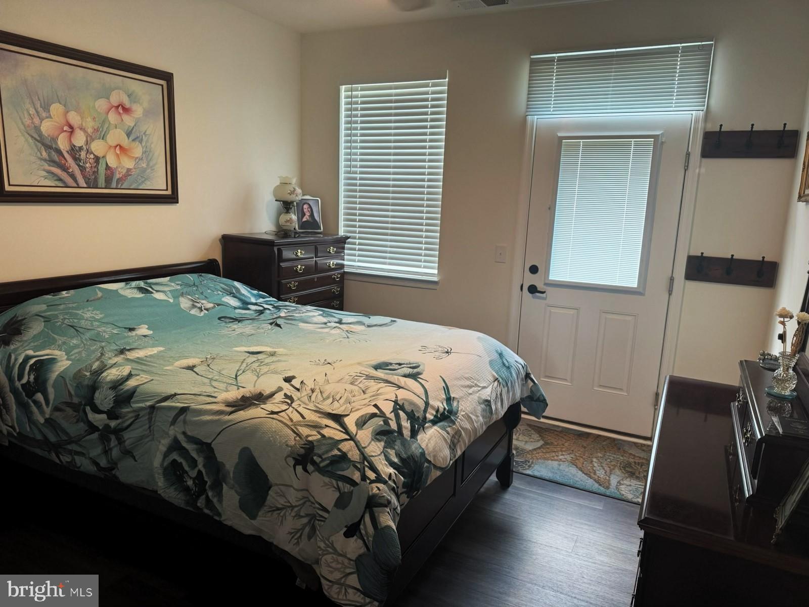 DUTCHMAN'S HARVEST - Residential