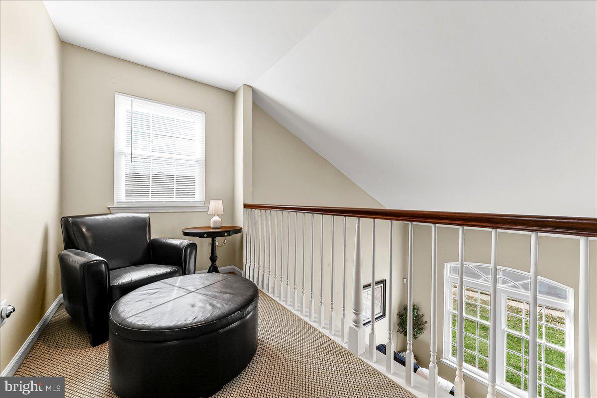 MEADOWS AT VALLEYFRG - Residential Lease