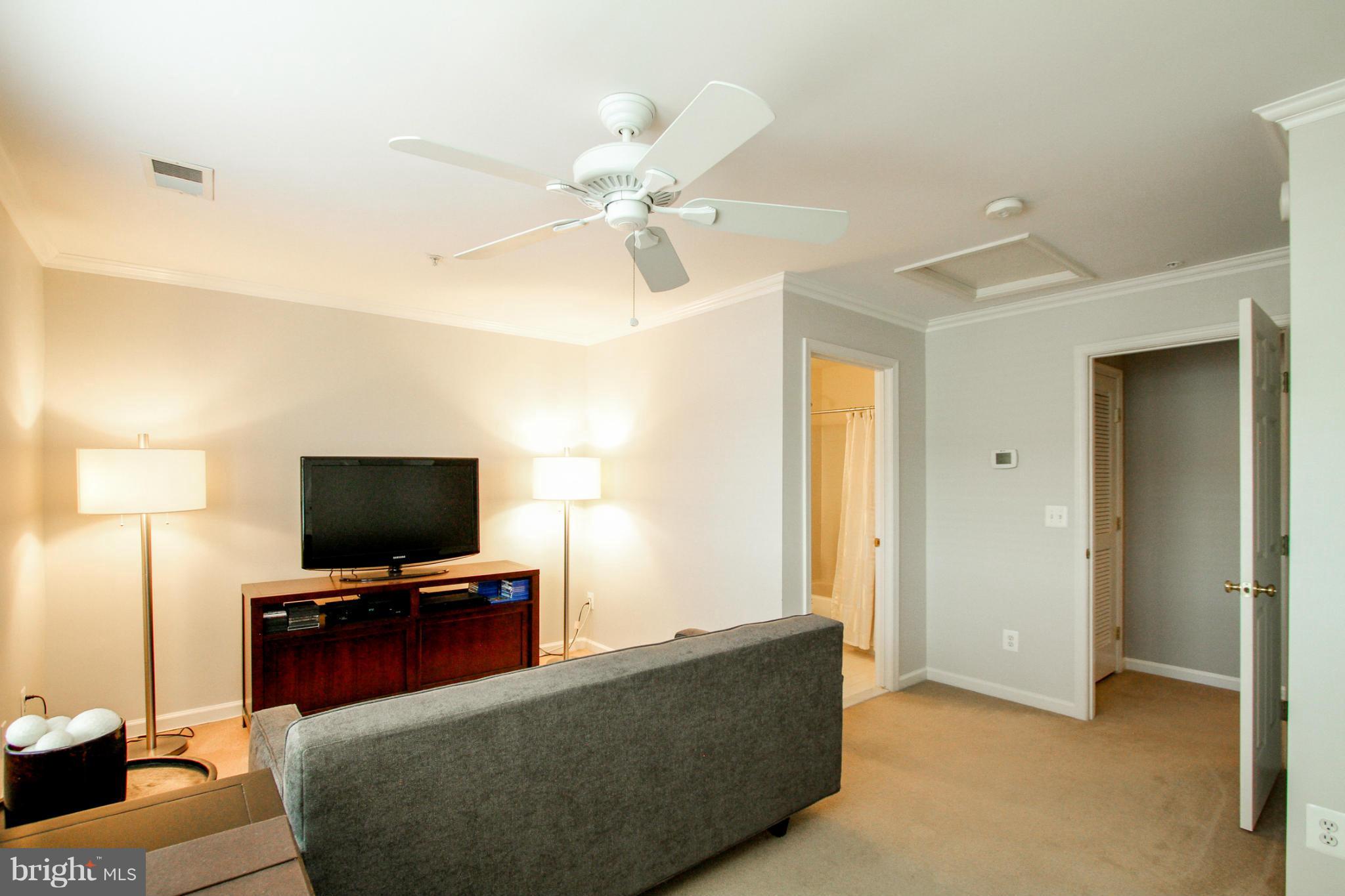 MADISON LANE - Residential