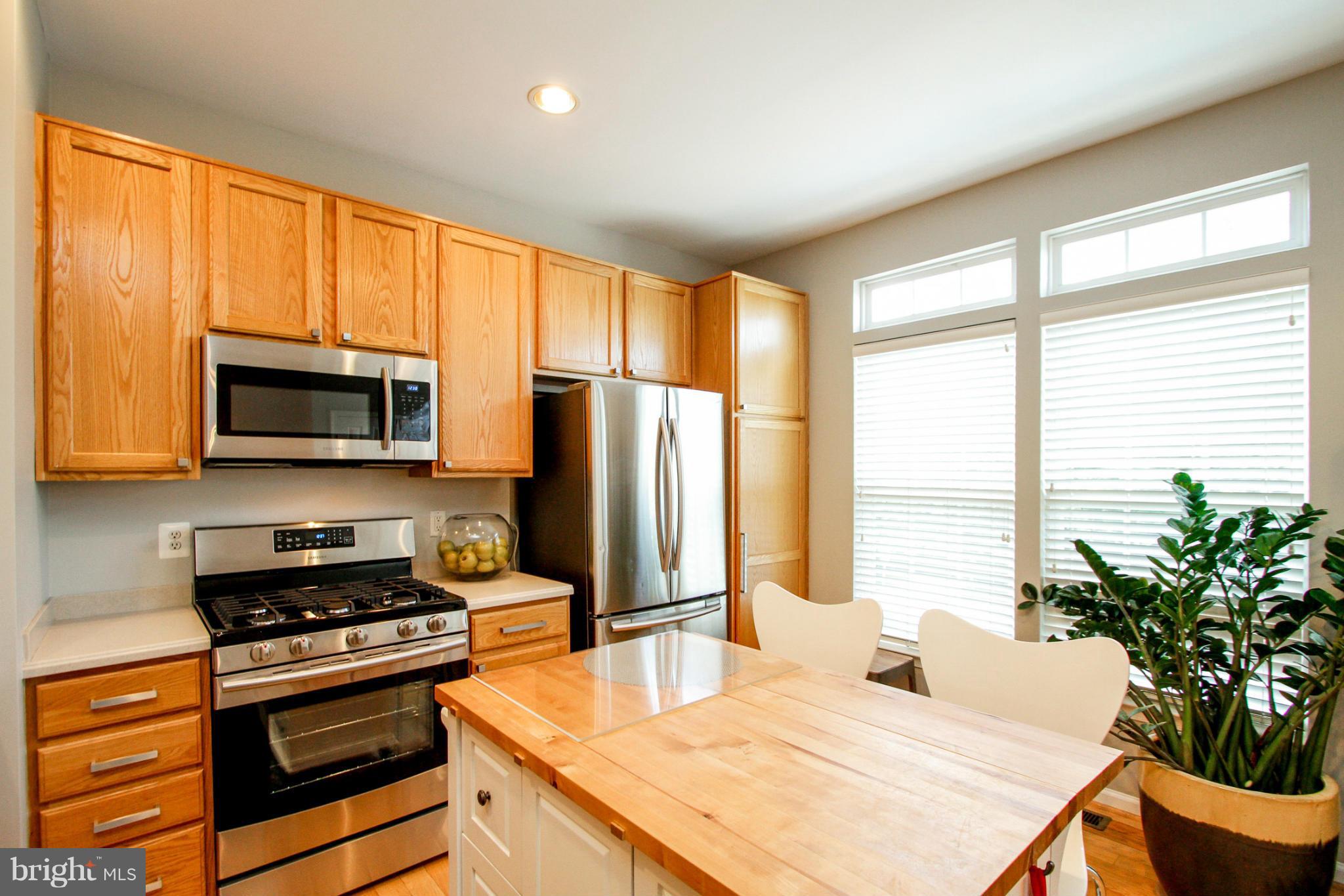 MADISON LANE - Residential