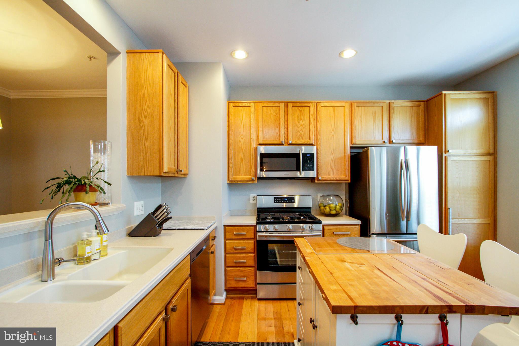 MADISON LANE - Residential