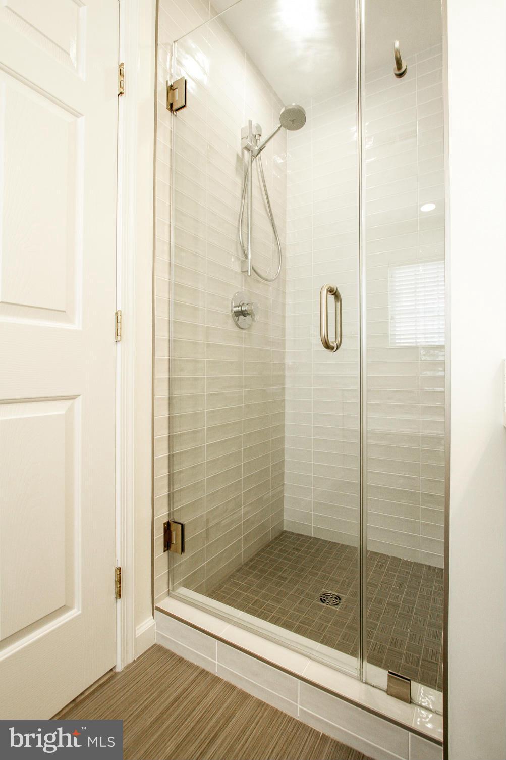 MADISON LANE - Residential