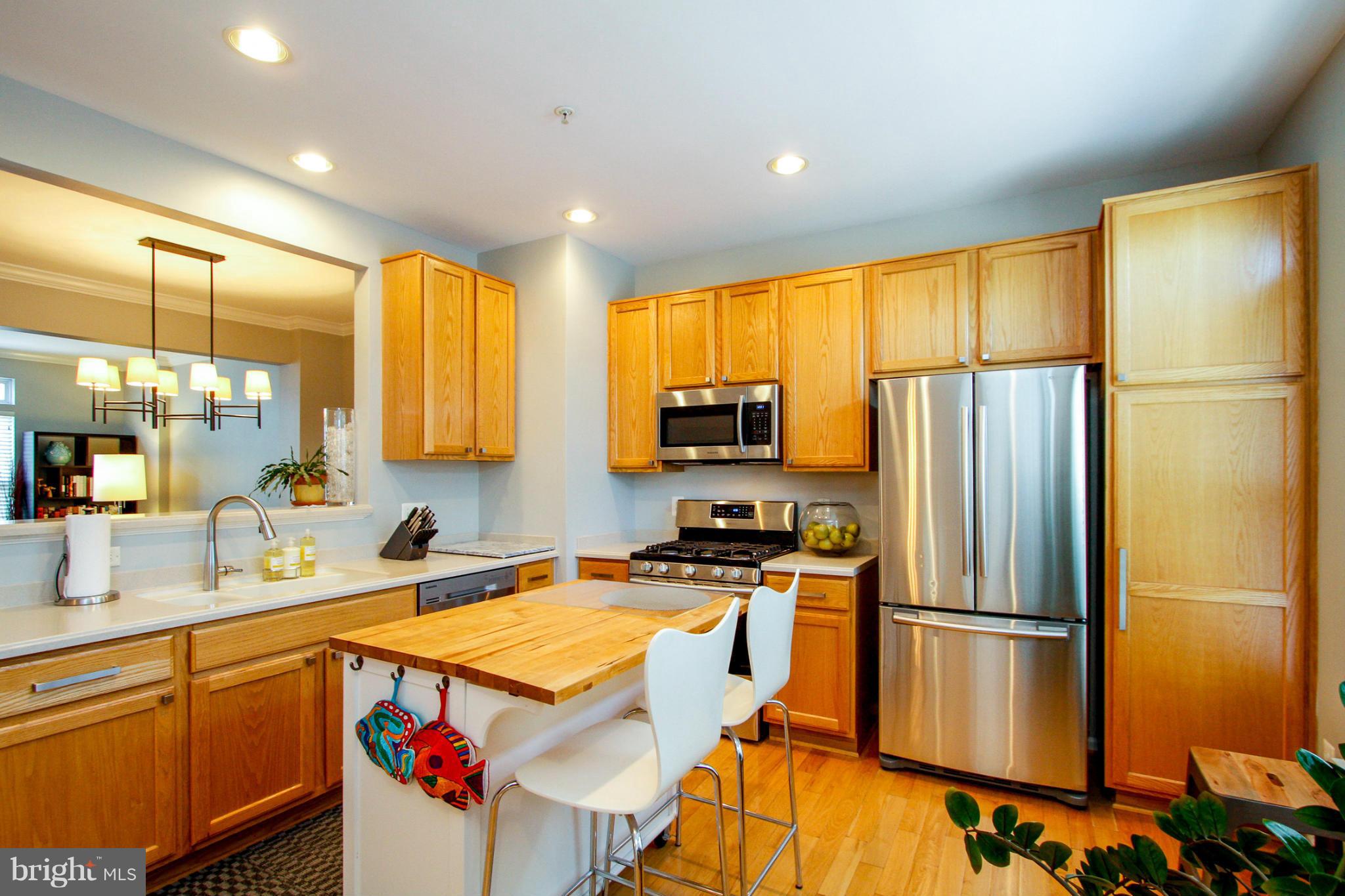 MADISON LANE - Residential