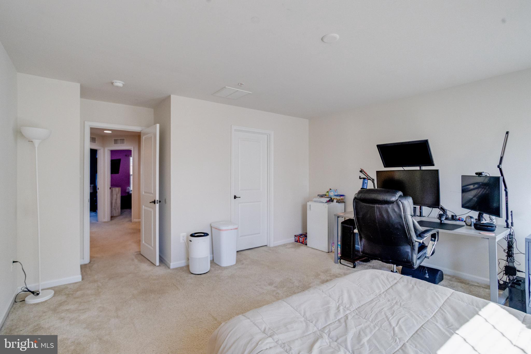 JEFFERSON PLACE - Residential