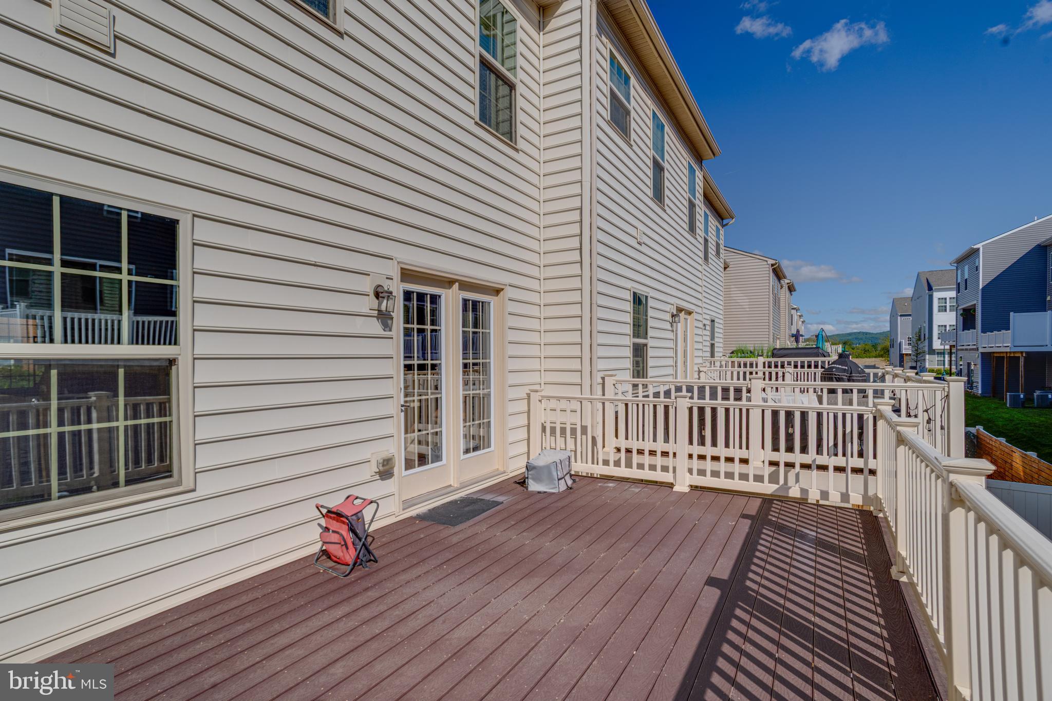 JEFFERSON PLACE - Residential