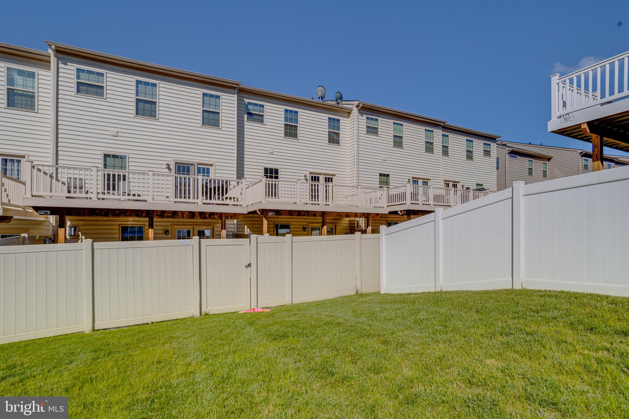 JEFFERSON PLACE - Residential