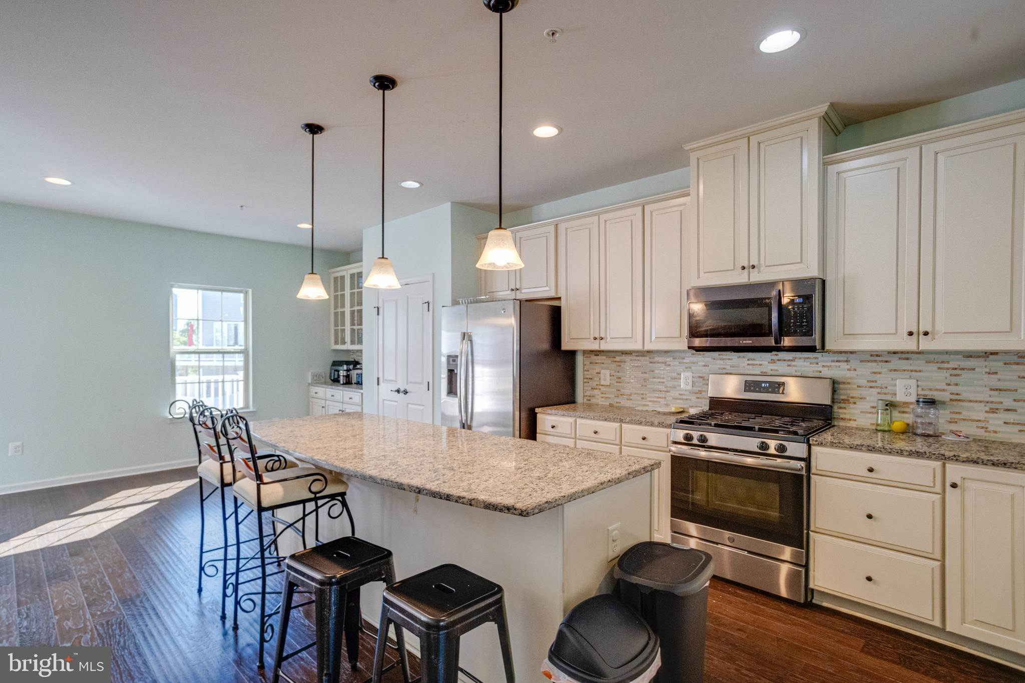 JEFFERSON PLACE - Residential