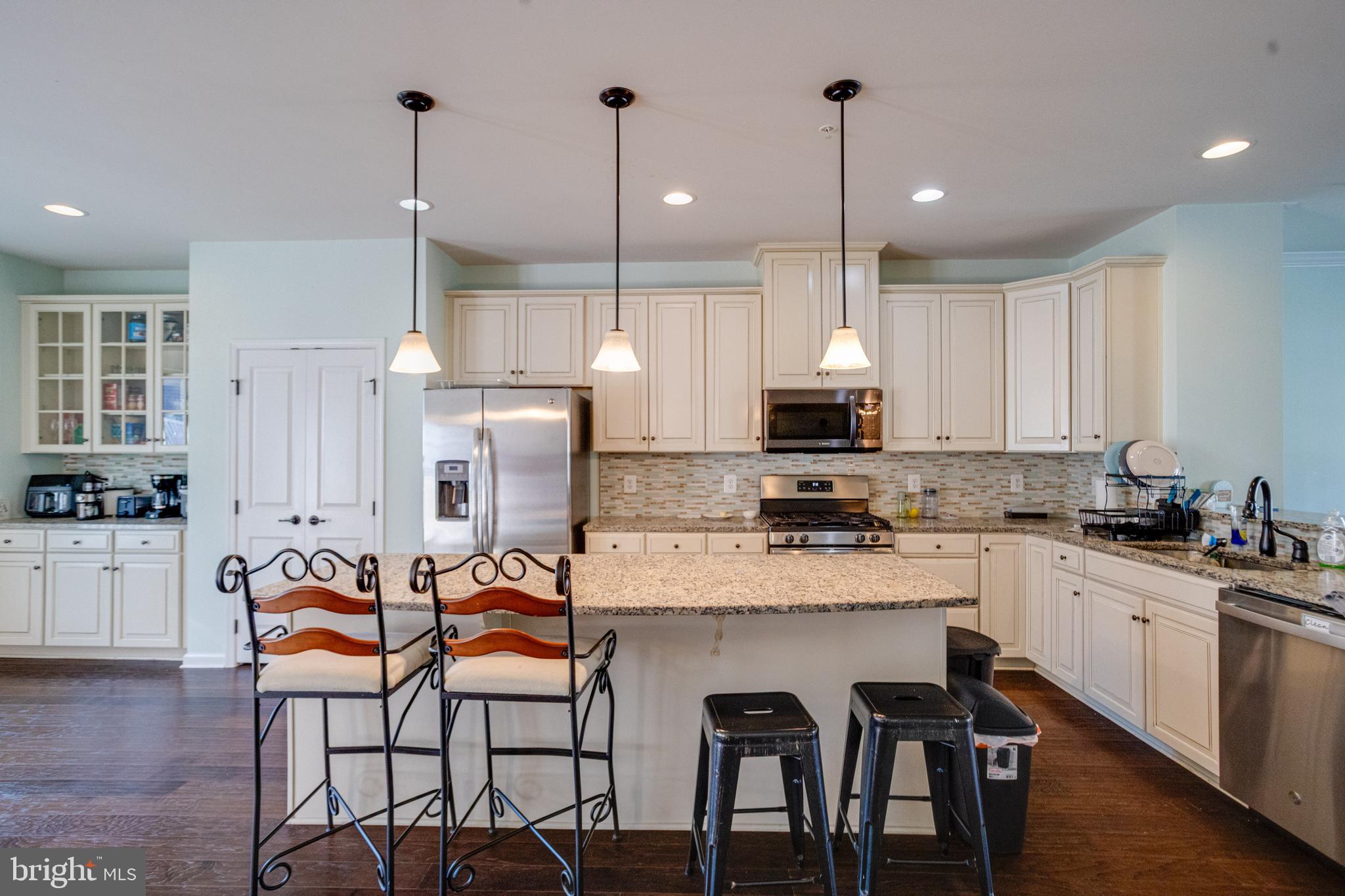 JEFFERSON PLACE - Residential