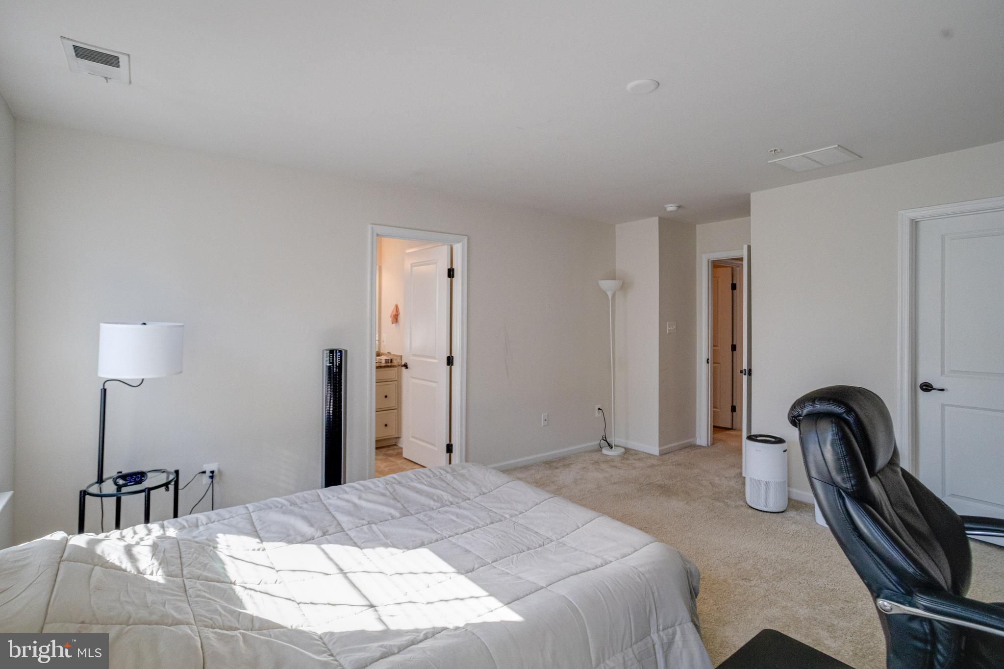 JEFFERSON PLACE - Residential