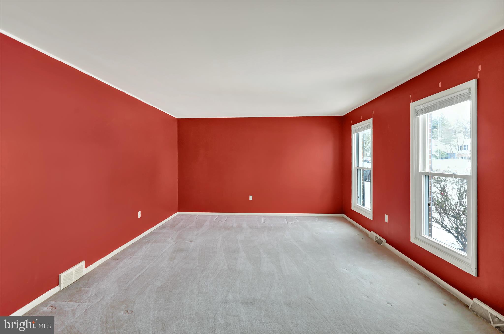 438 COACH HOUSE LANE