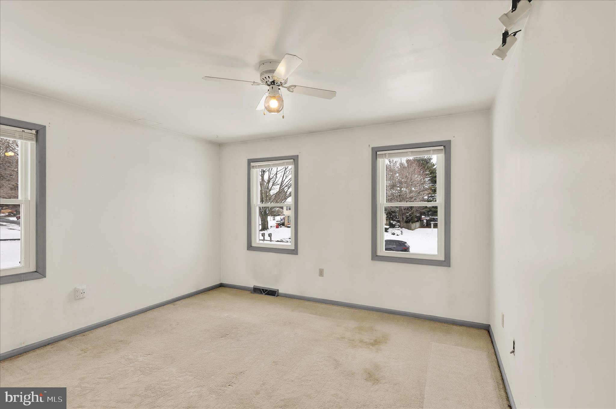 CARRIAGE HILL ESTATES - Residential