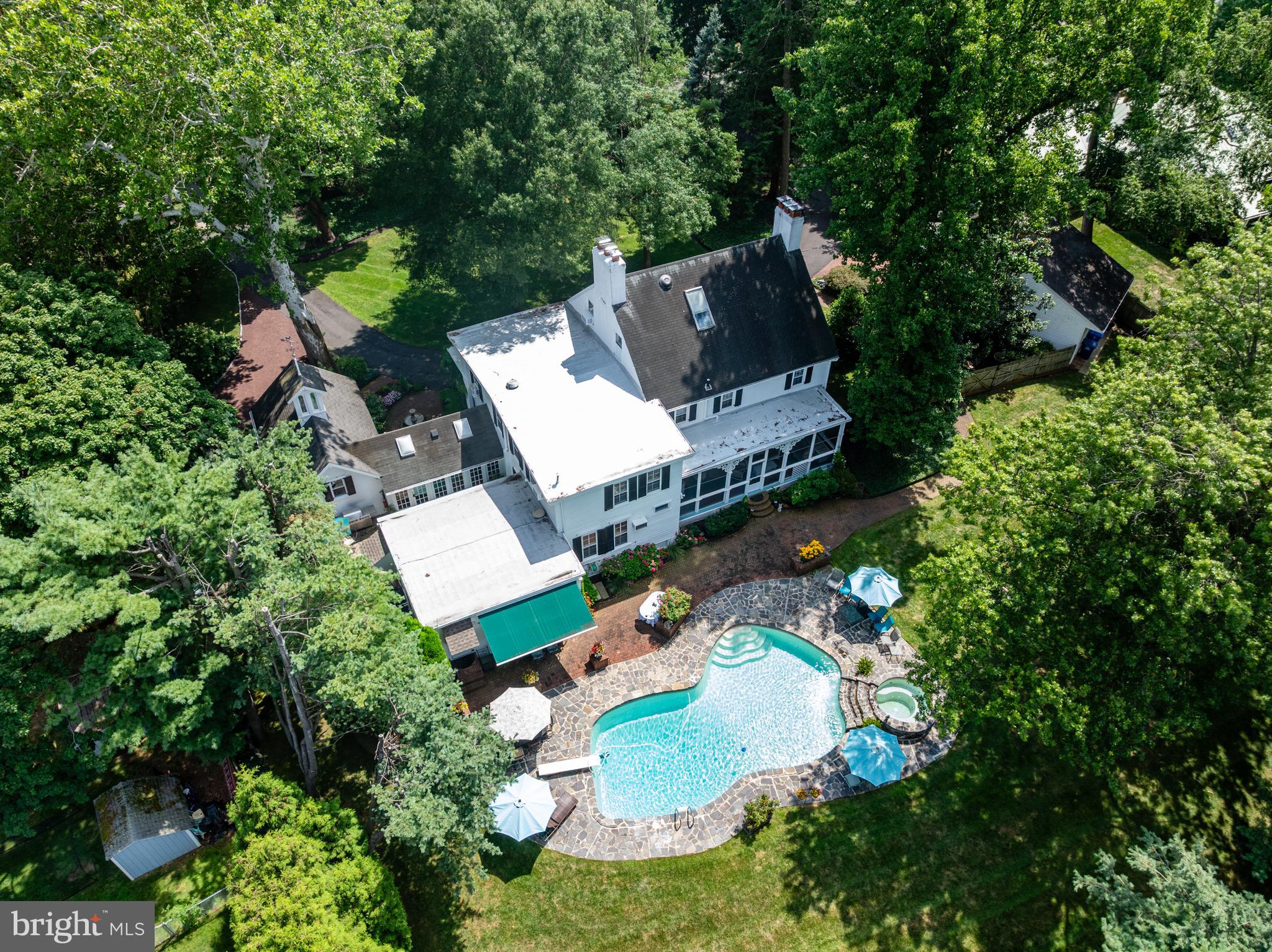 55 MECRAY LANE