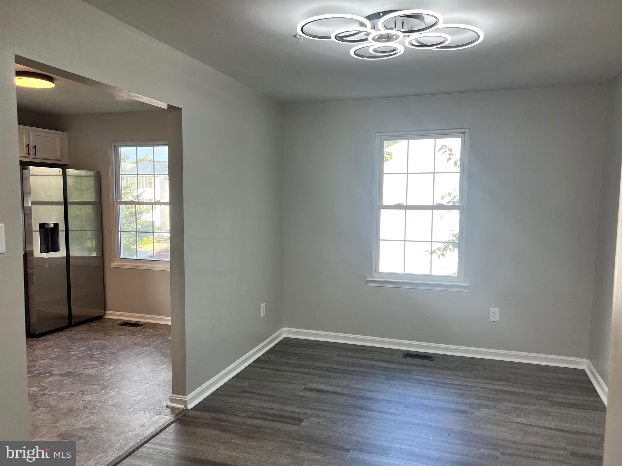 VALLEYBROOKE - Residential Lease