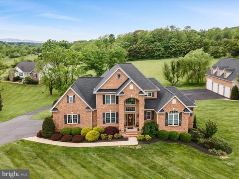 220 ANNA MARGARET DRIVE WINCHESTER VA 22602